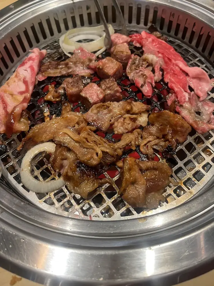 Shabu Hachi | Kuningan City 1