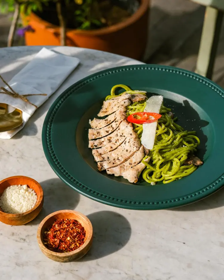 Hause Rooftop Senopati 1