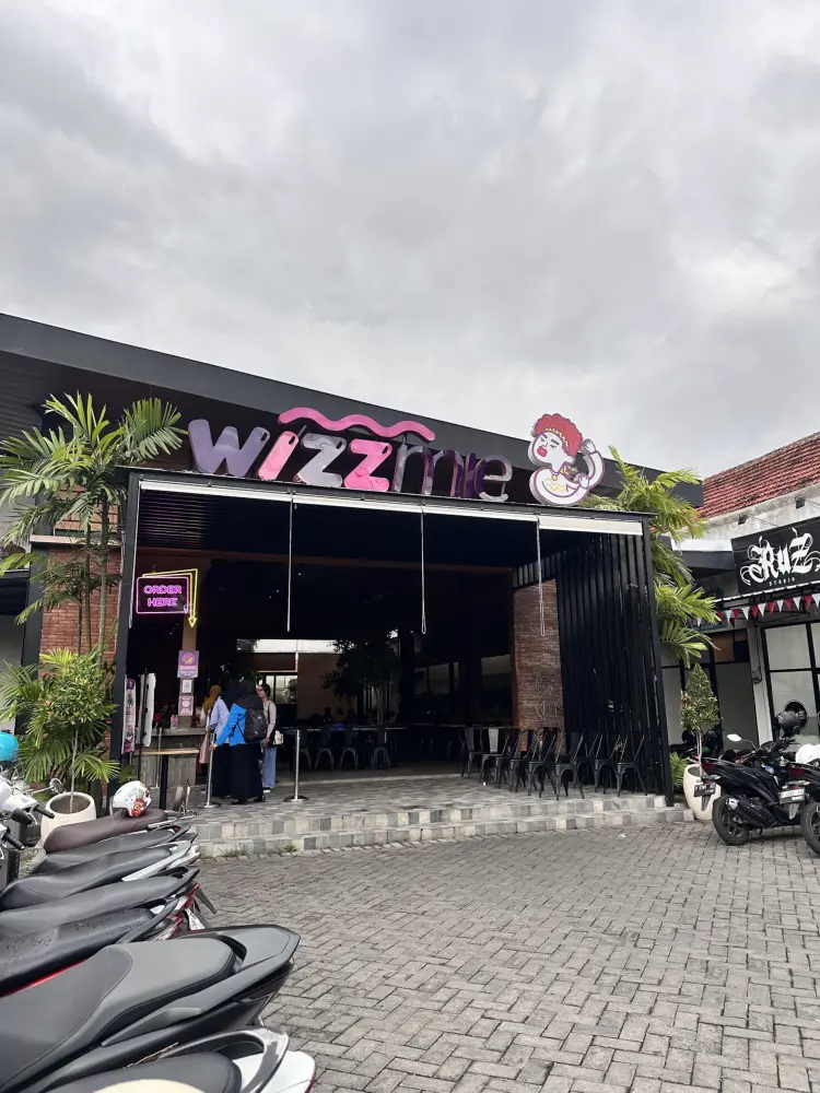 Wizzmie Jember 1