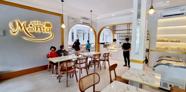 Dapur Mama Cafe & The Kays Patisserie 1