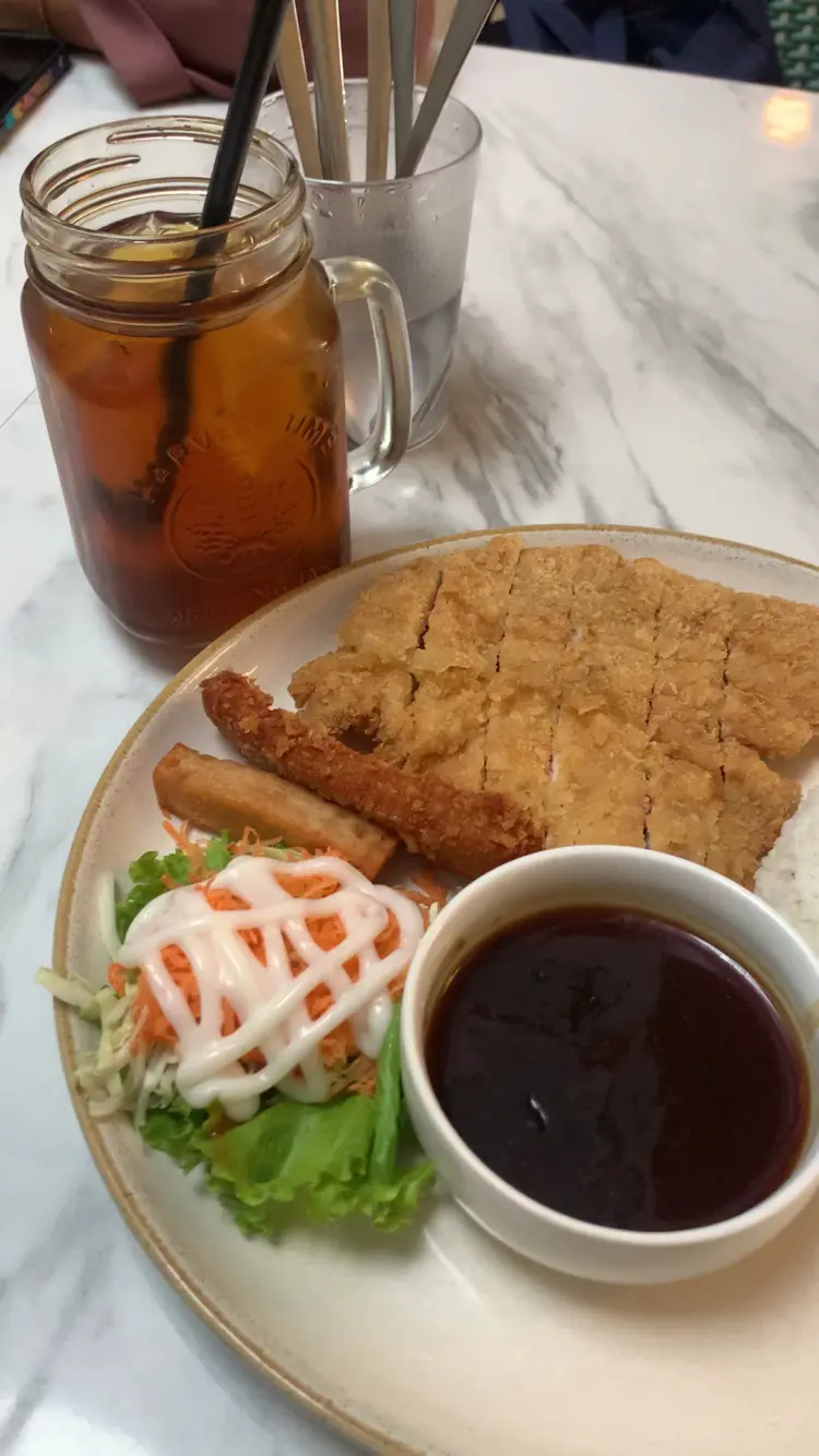 Dapur Mama Cafe & The Kays Patisserie 7