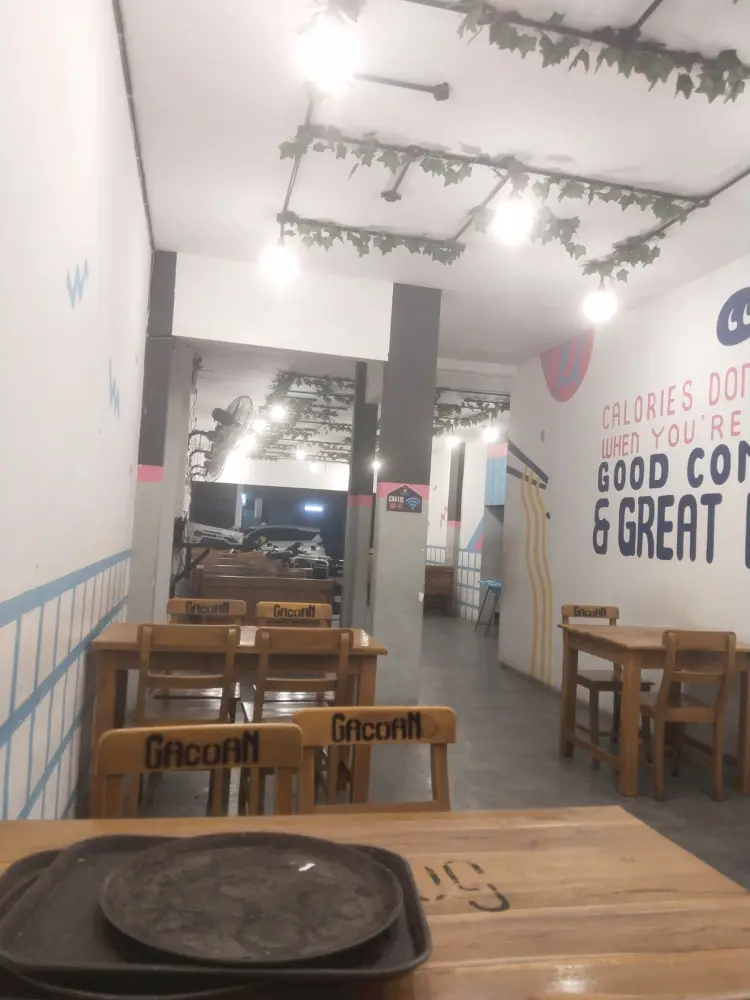 Google评分4.7?这家Mie Gacoan分店怕不是在开玩笑吧?