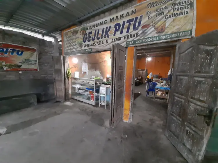 Warung Makan GEJLIK PITU 1
