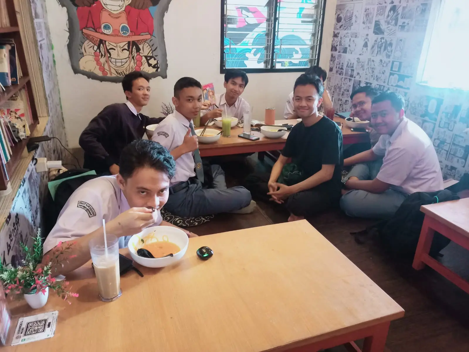 Rating Google 4.7 tapi kok mau tutup? Anjay, ramen lokal di Solo ini susah dijelasin... 3