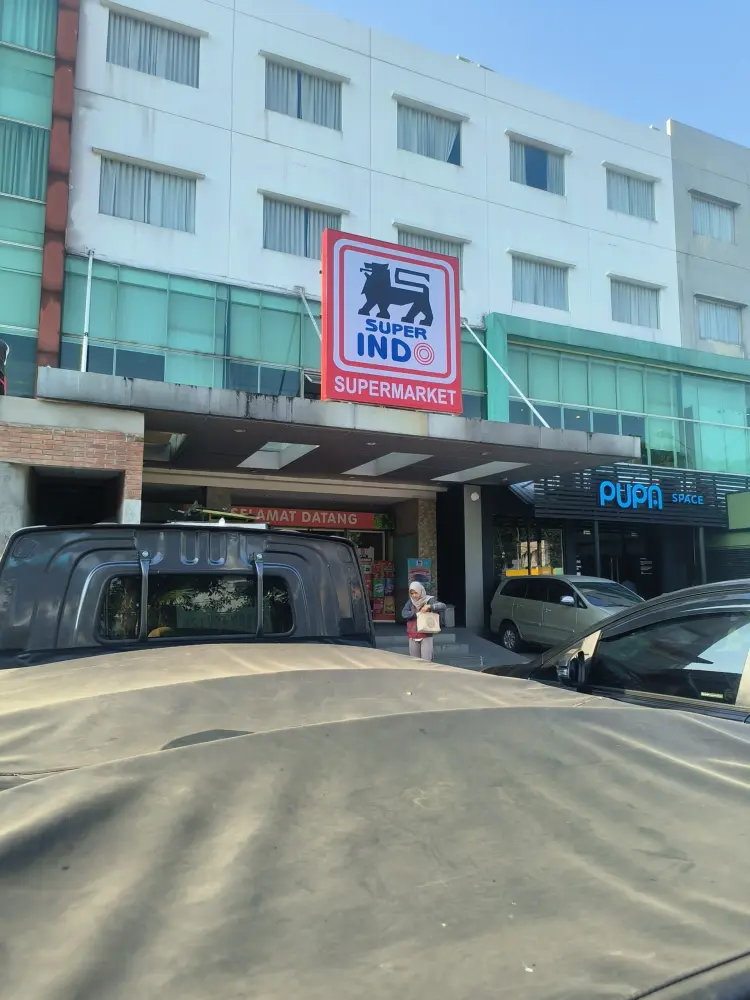 Super Indo Gajah Mungkur 1