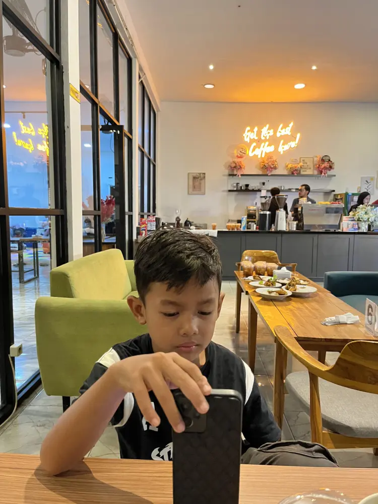 PADOEKA Cafe & Resto 2