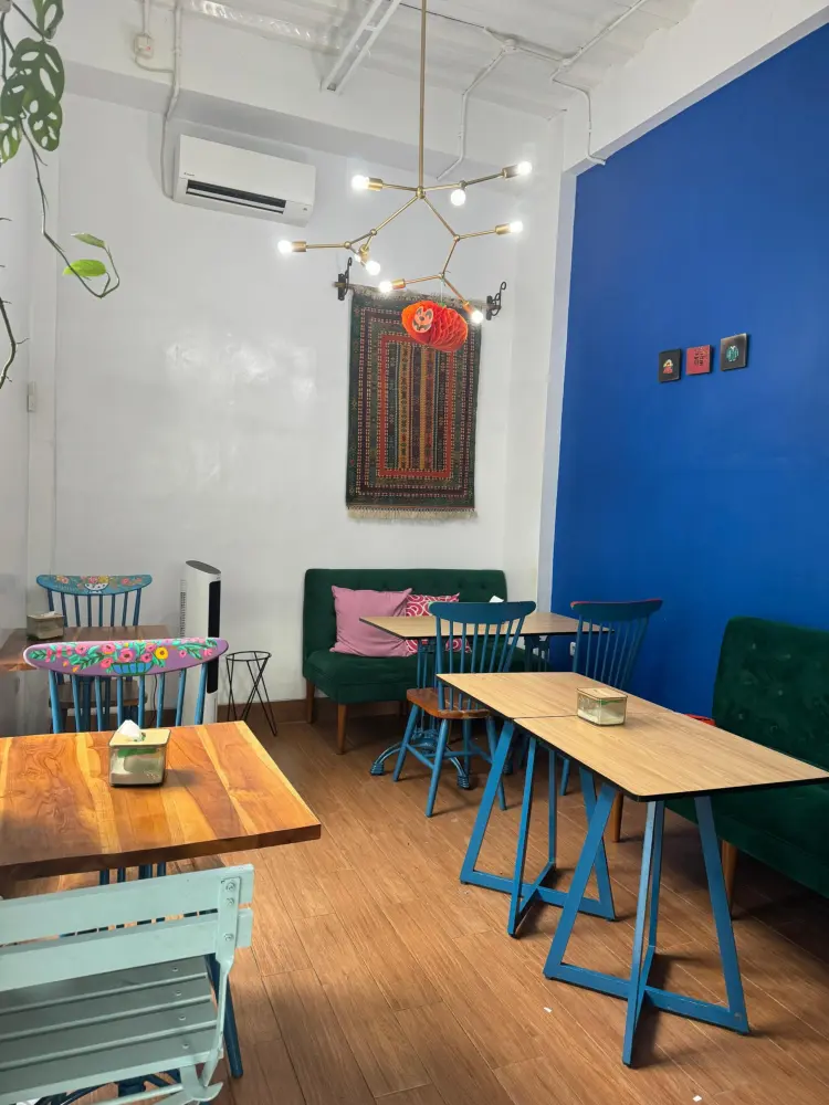 RASALISA Cafe & Resto 1