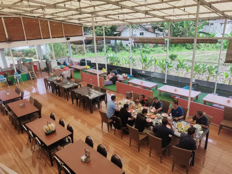 Ocean Garden Tepi Sawah Turen 6