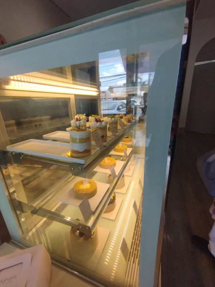 Aposo Cake & Patisserie - Gejayan 7