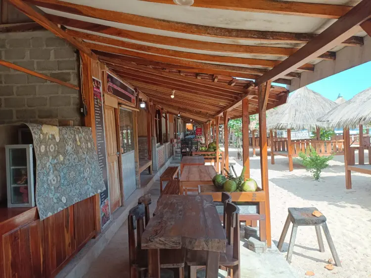 Laguna FNF Resto Pantai Slili 1