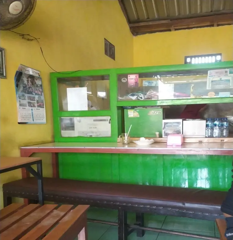 Warung Sate & Gule Pak Bari Sumoyono 2