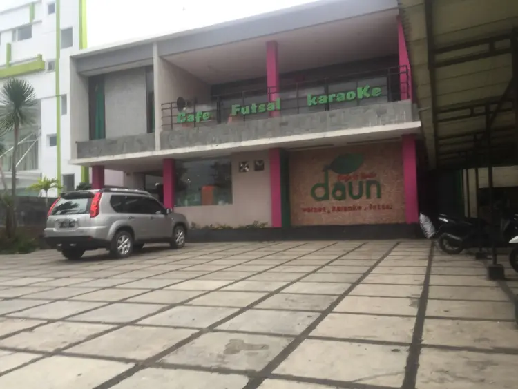 Cafe Daun 1