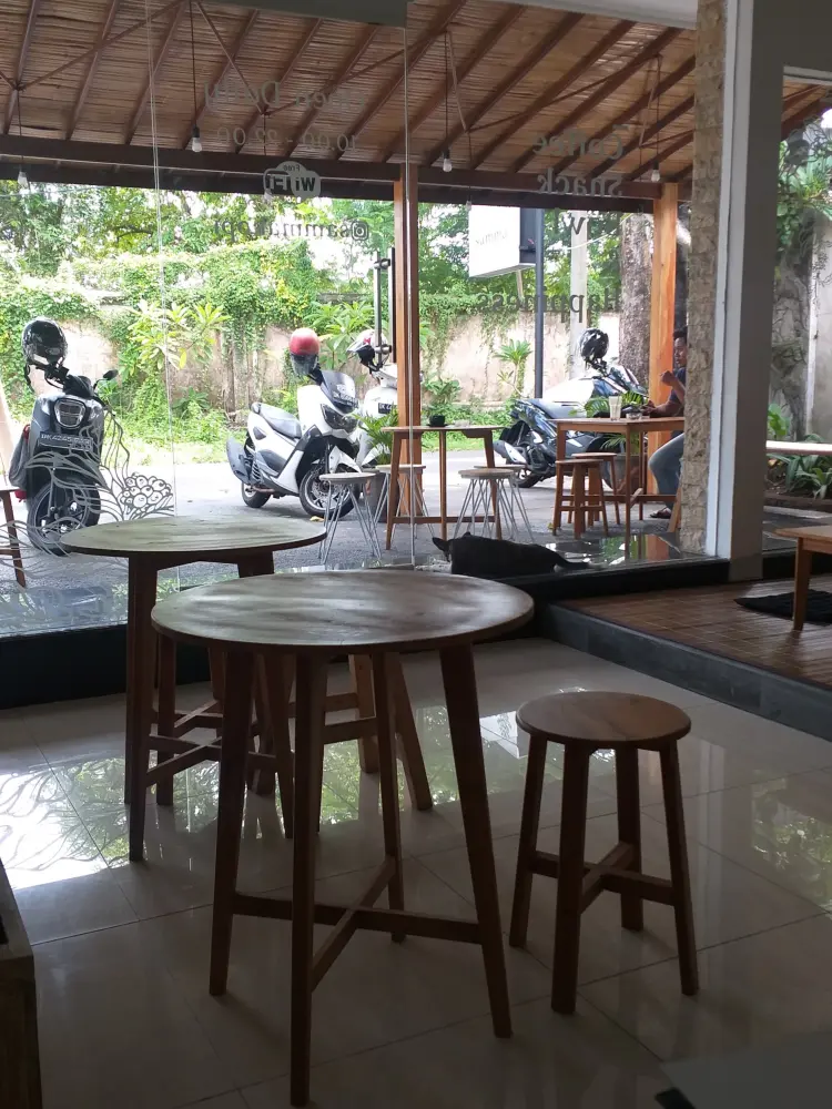 Samma Coffee & Eatery 9