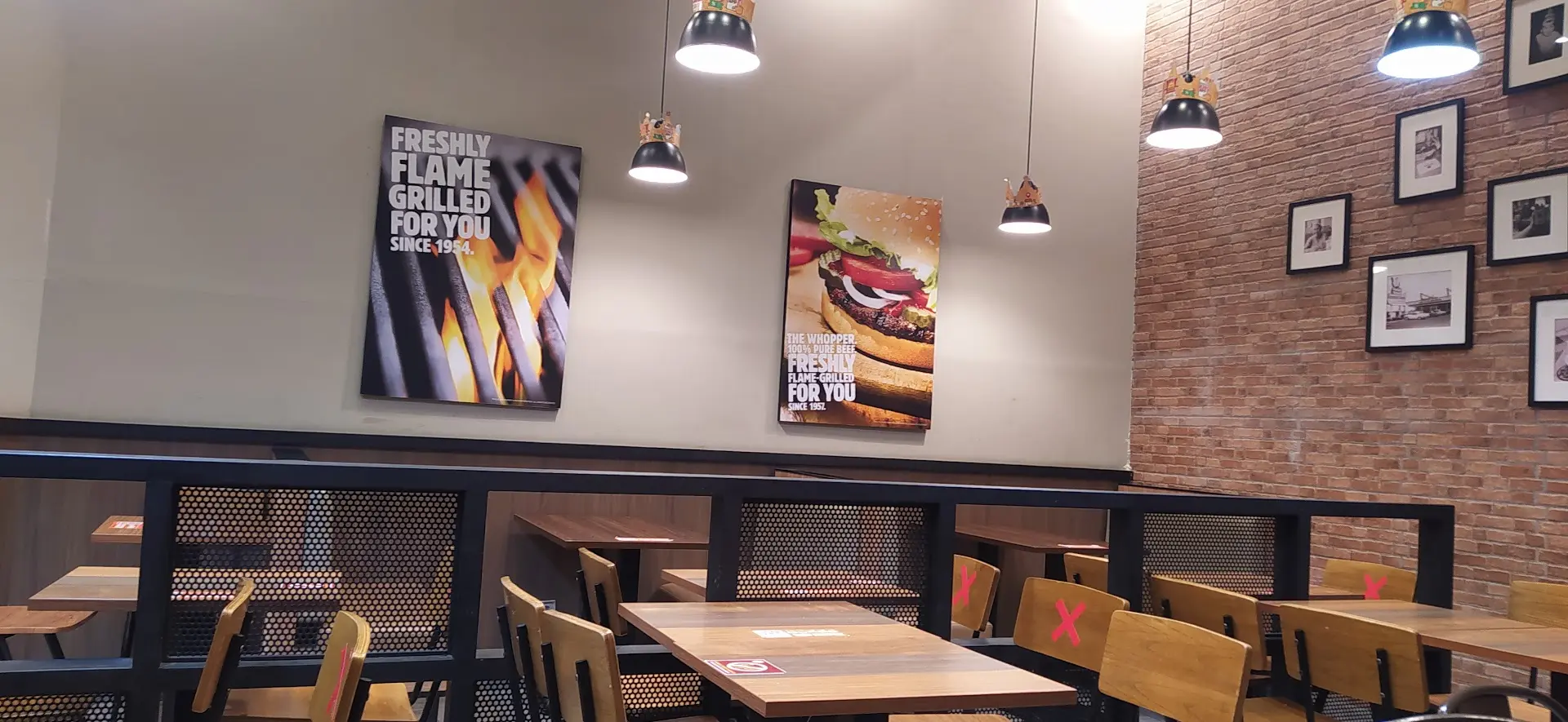 Burger King can be a disaster? This Jakarta branch shattered my worldview. 2