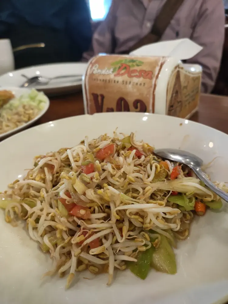 Pondok Desa Traditional Restoran Batu 7