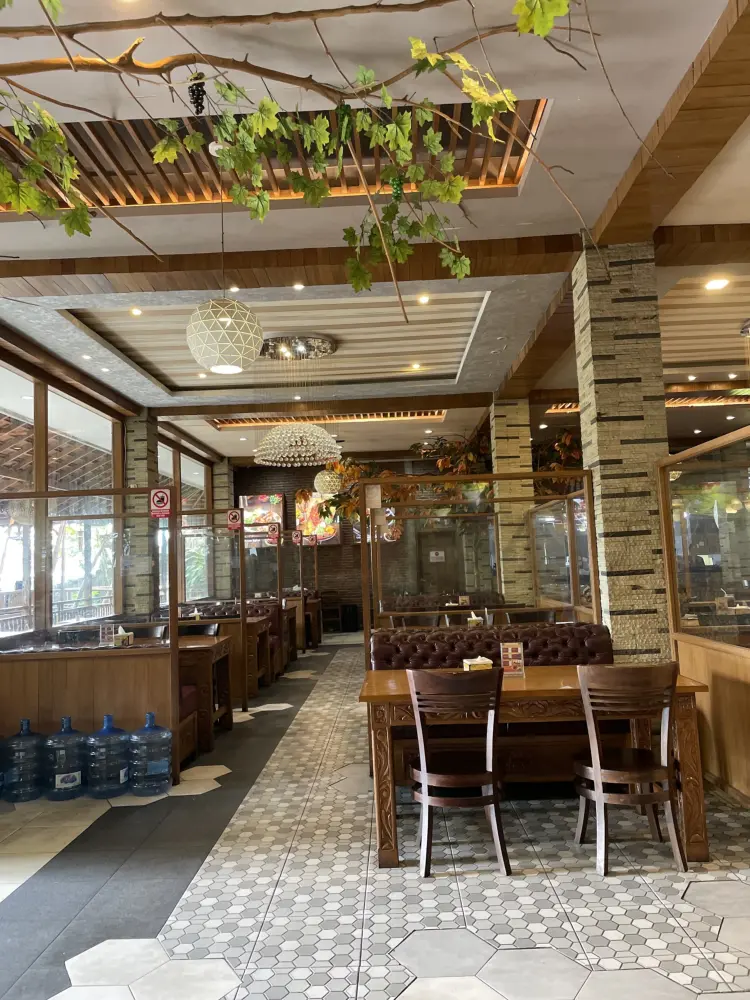 Pondok Desa Traditional Restoran Batu 6