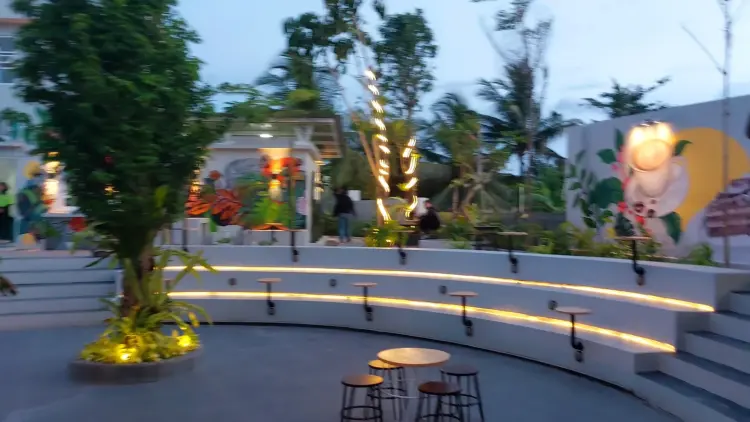 Warkop Rumah Hijau Serang 1