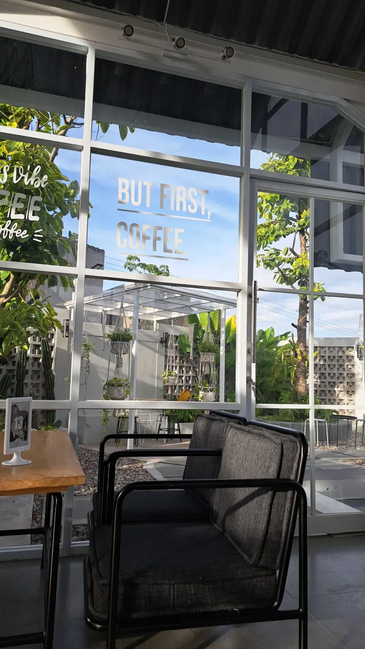 Warkop Rumah Hijau Serang 9