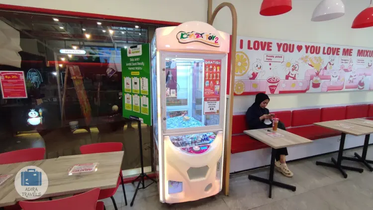 Mixue Taman Holis Indah 8