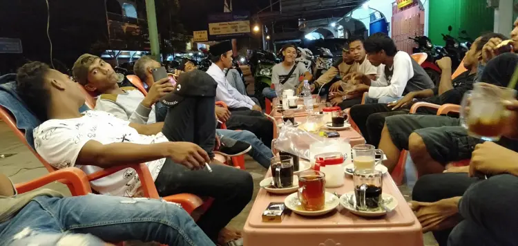 Kedai Kopi Hari Hari 3