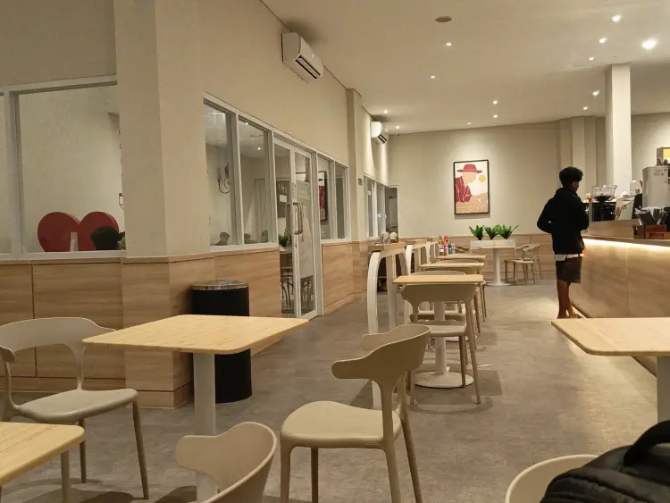 Kopi Kenangan - Ruko Gentan Sukoharjo 6