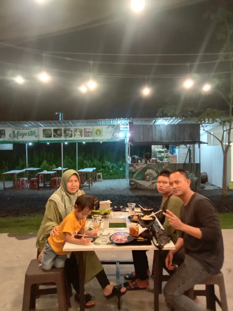 Teras Japan - A. Yani Km 6,6 4