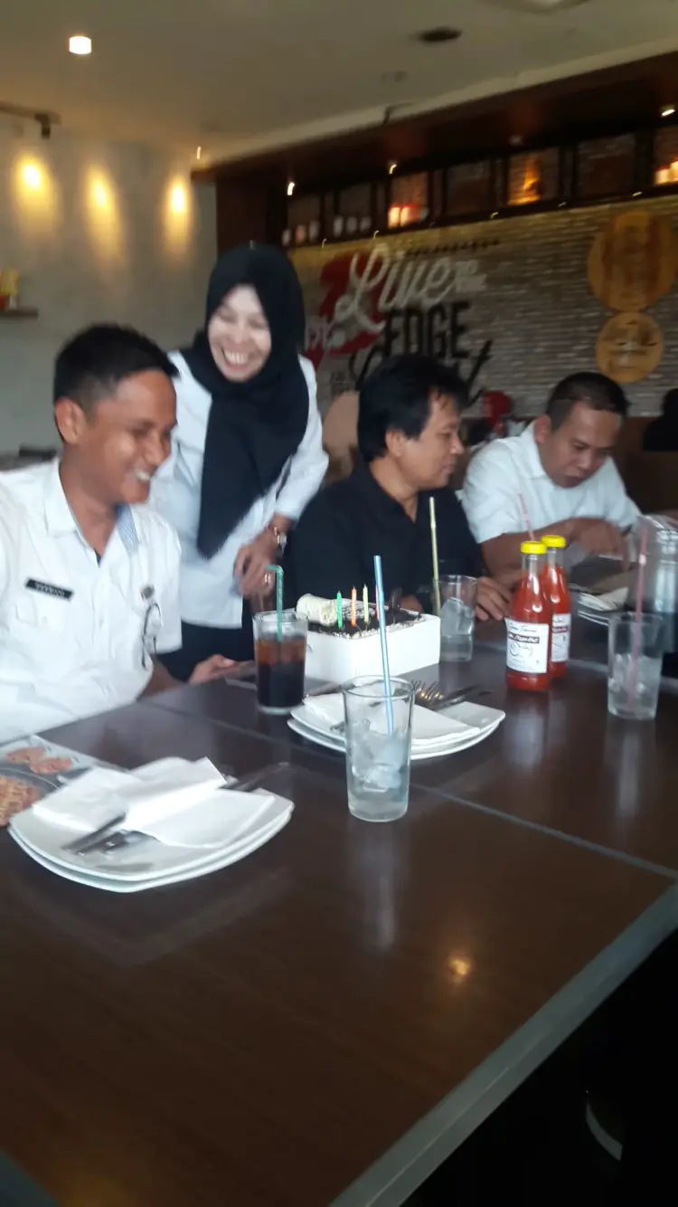 Pizza Hut Restaurant 10