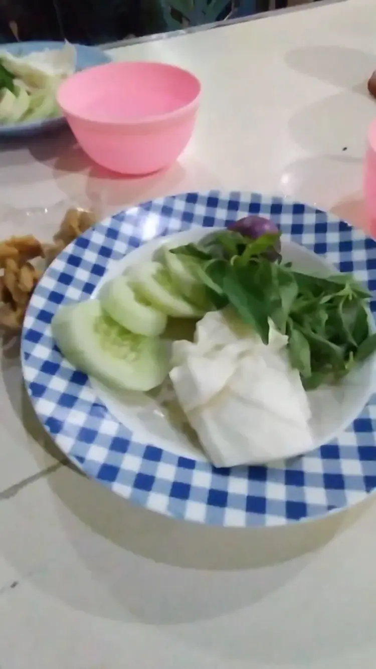 RM. Ayam & Dara Goreng Kartini 3