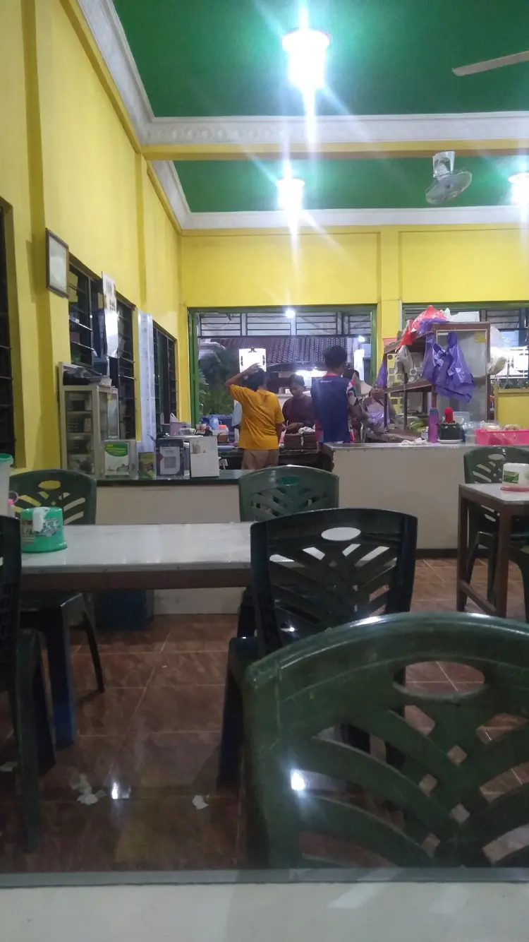 RM. Ayam & Dara Goreng Kartini 4