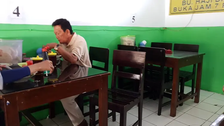 Soto Daging Blitar Bu Hj. Dakri 8