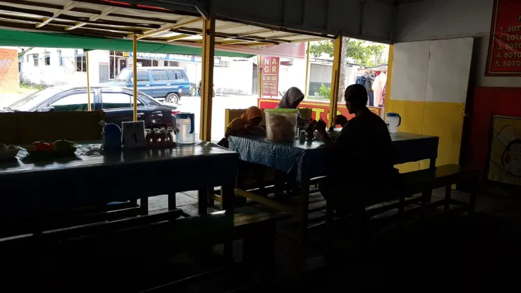 Soto Daging Blitar Bu Hj. Dakri 4