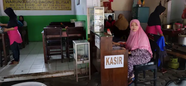 Soto Daging Blitar Bu Hj. Dakri 5