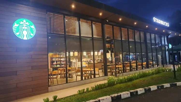 Starbucks Cipali KM 101B 1