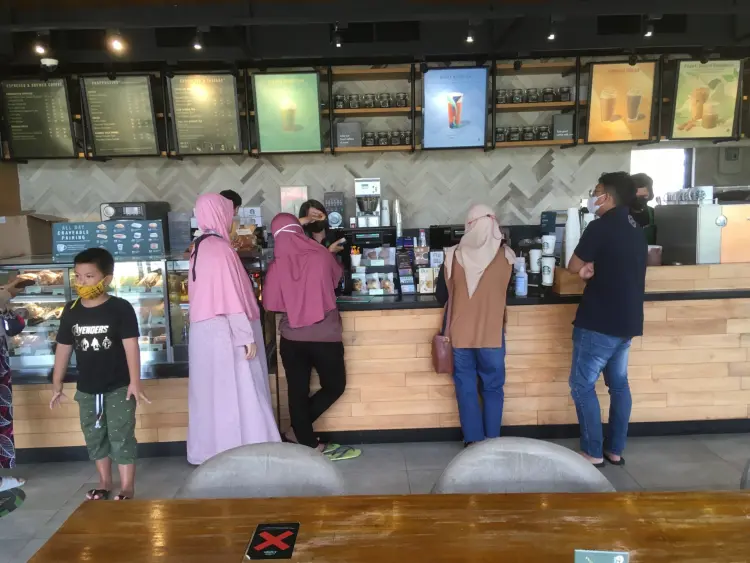 Starbucks Cipali KM 101B 8