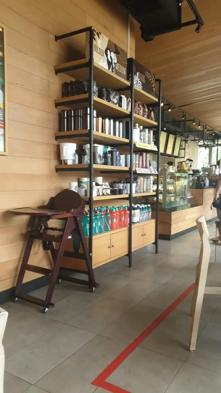 Starbucks Cipali KM 101B 9