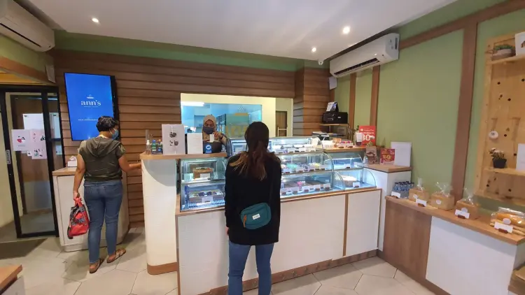 Ann's Bakehouse & Creamery - Barito Store 5