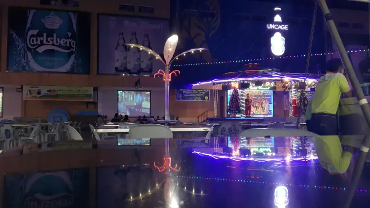 Utama 98 Food Court 2