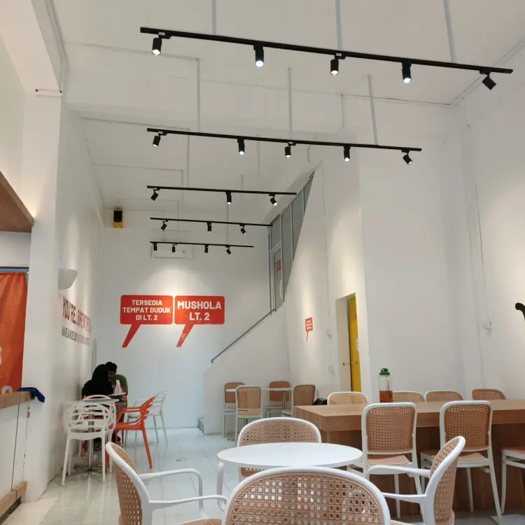 TOMORO COFFEE TANJUNG PINANG 3