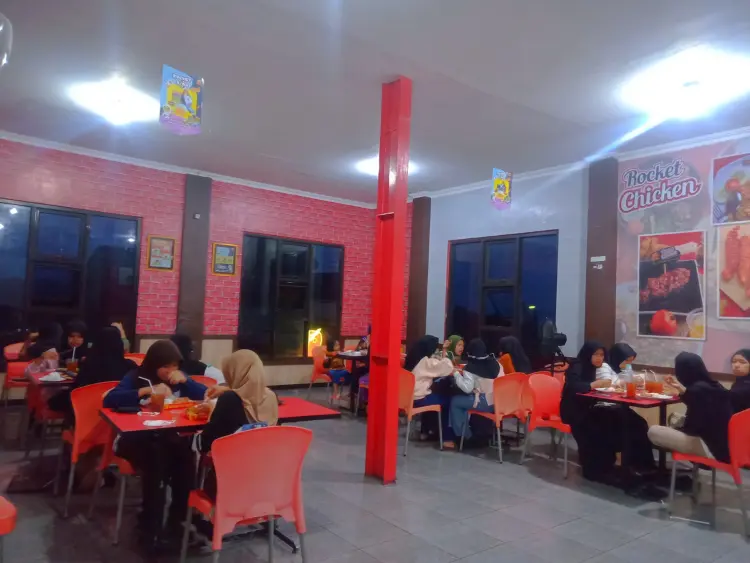 ROCKET CHICKEN MAJA 6