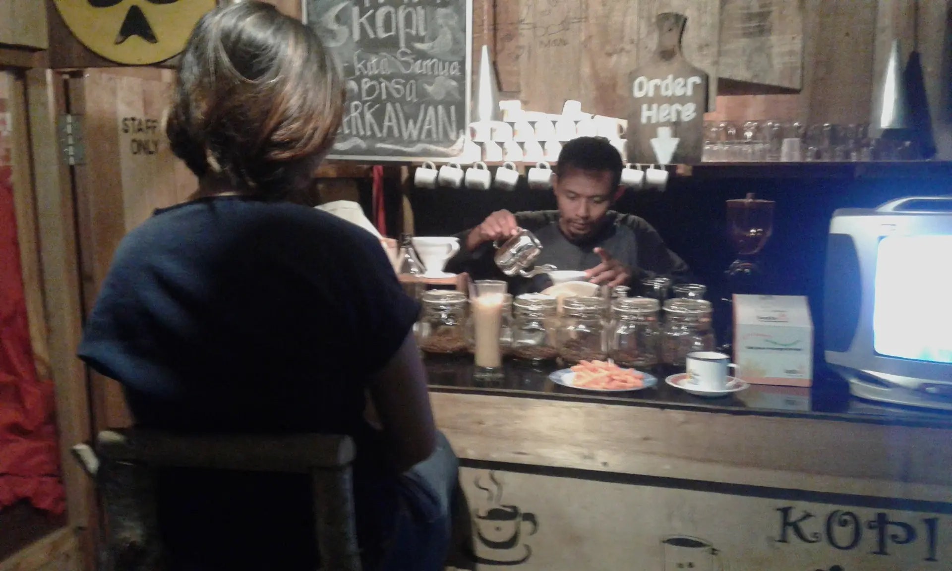 咖啡人请进！这家没WiFi的店，我竟然呆了一下午 3