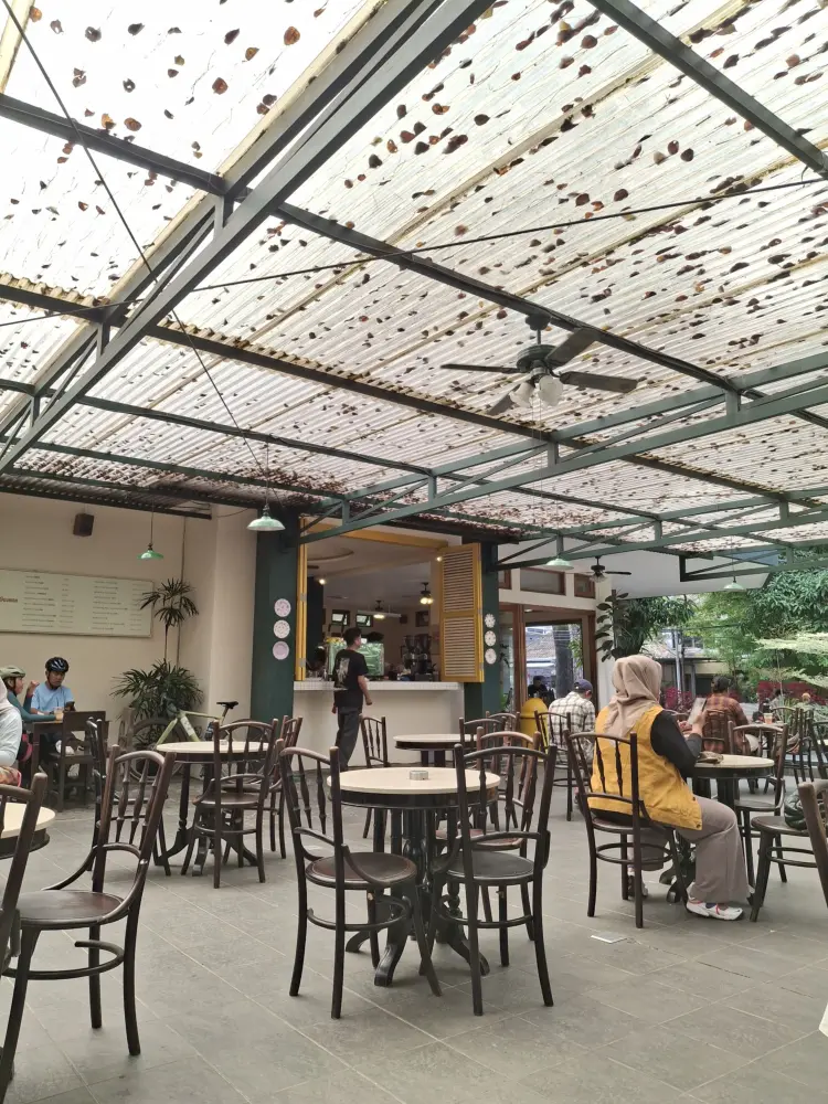 Dreezel Coffee Hasanudin 7