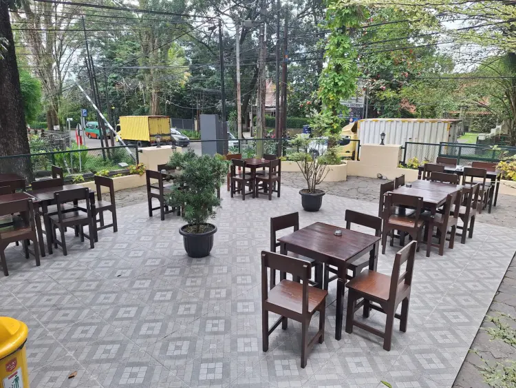 Dreezel Coffee Hasanudin 10