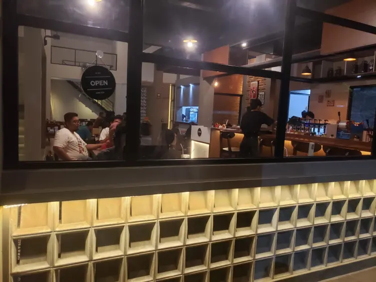 Kavarna Coffee Bar & Kitchen 10