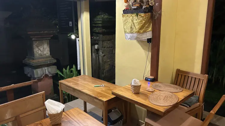 Warung Tanggal Merah 2