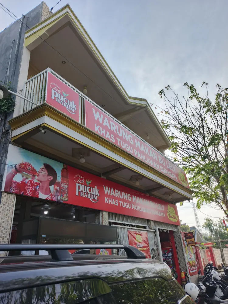 Warung Bu Lely Khas Tugu Pahlawan Surabaya 1