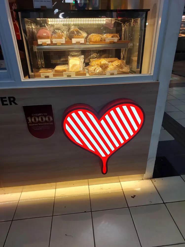 Kopi Kenangan - Terminal Bus Purabaya Sidoarjo Jawa Timur 5