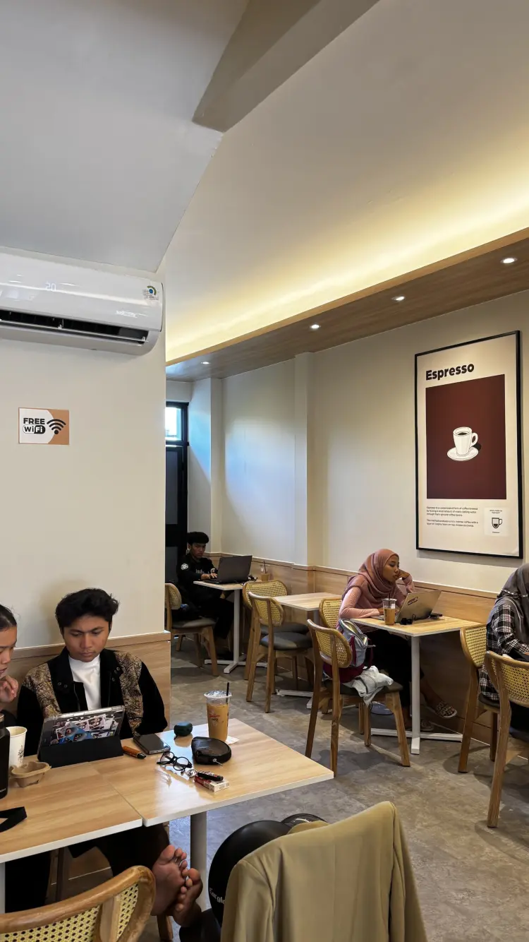 Kopi Kenangan - Ruko Colombo Yogyakarta 6