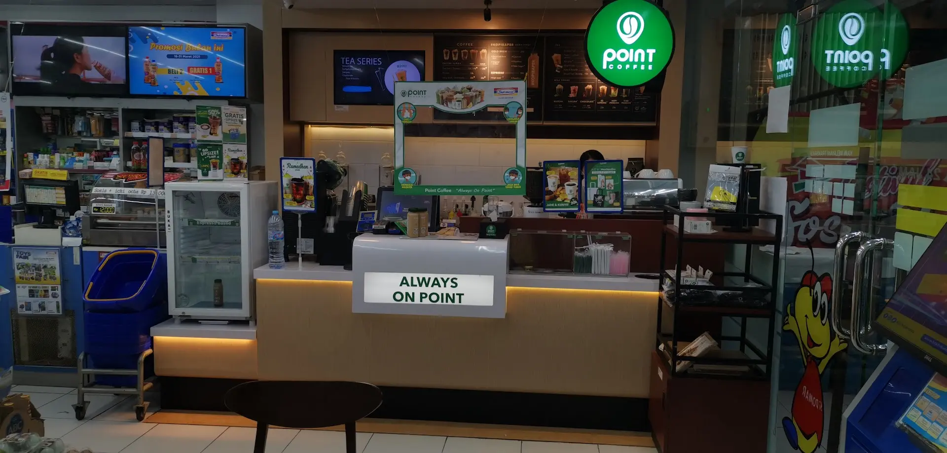 Calling all lamb lovers! This legendary old spot in Batu will have you in tears. 1