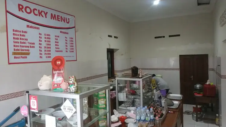 Rocky Daging Babi Segar dan Bakso 6