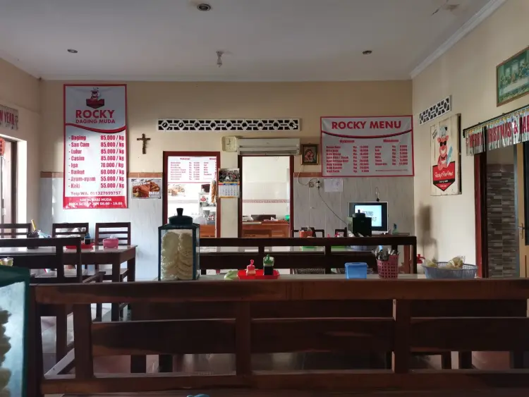 Rocky Daging Babi Segar dan Bakso 7